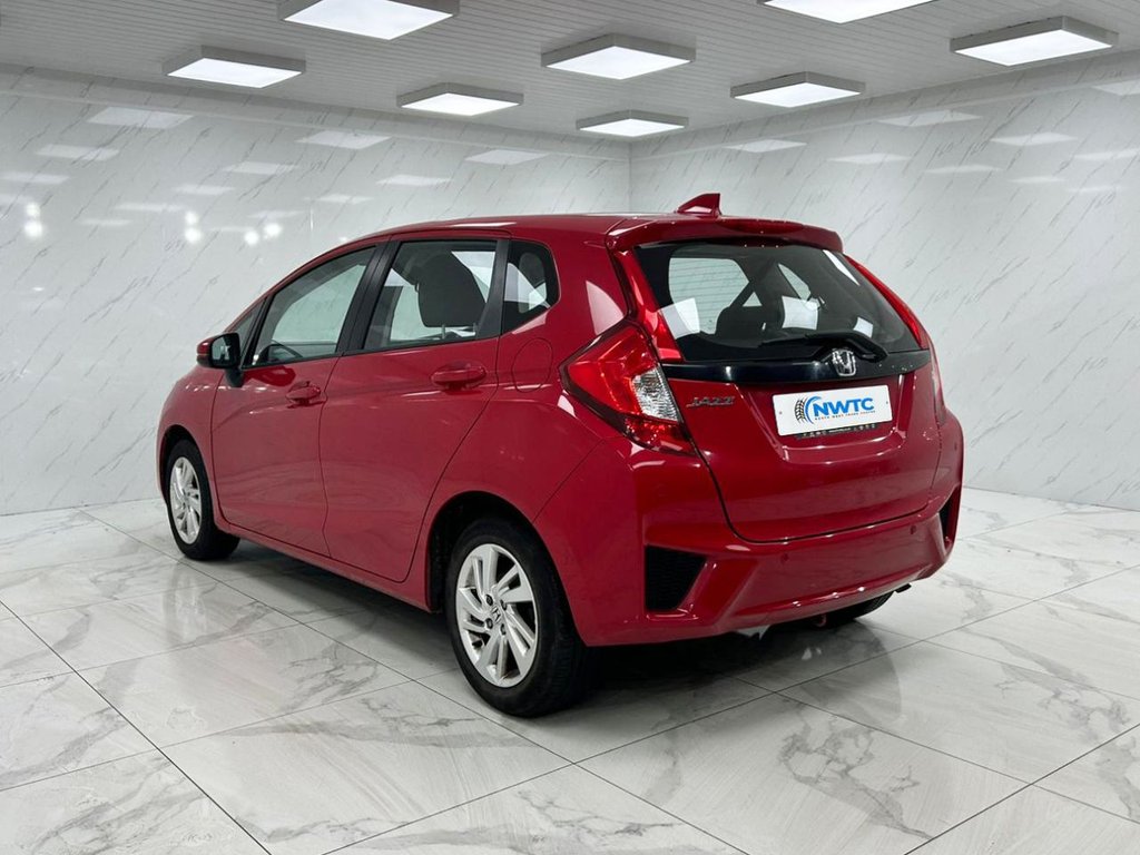 Used Honda Jazz 2016 for sale - 76509442: Photo 6