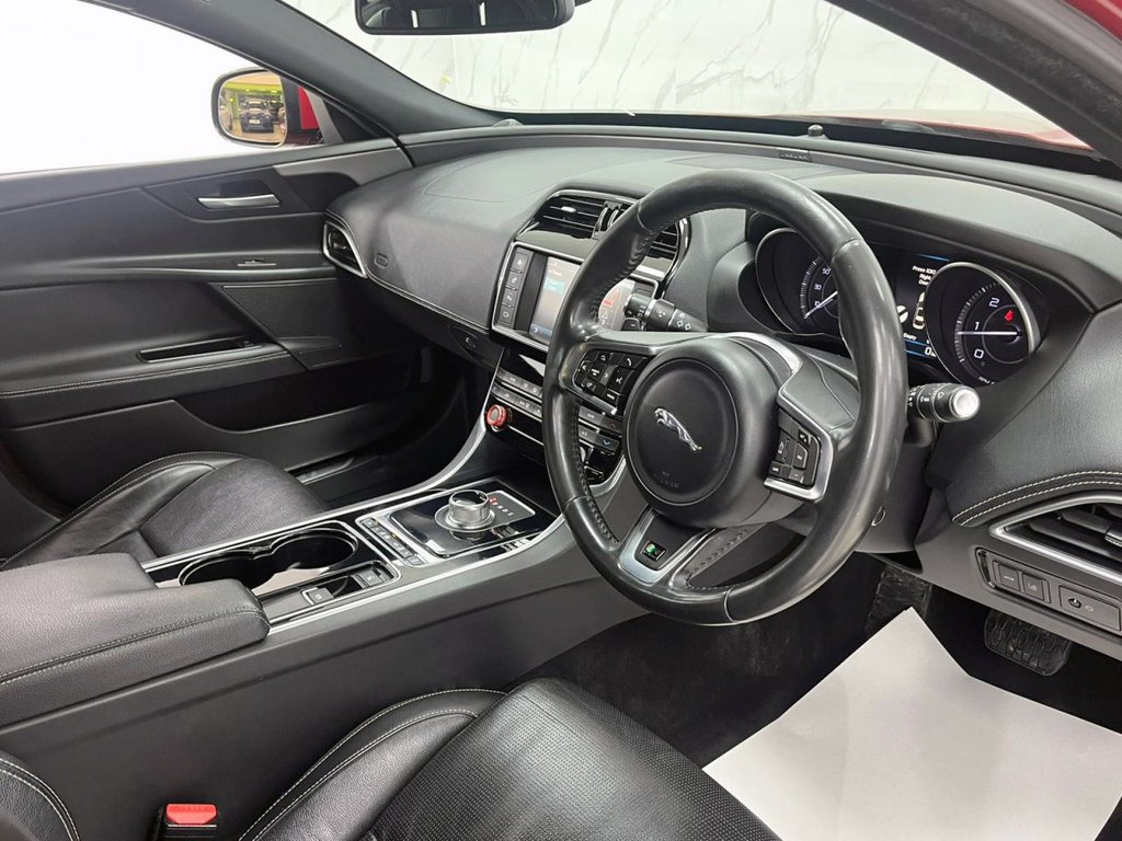 Used Jaguar XE 2015 for sale - 76783775: Photo 23