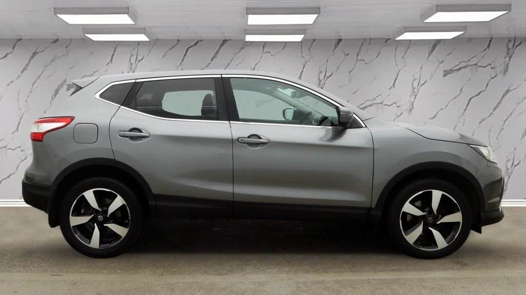 Used Nissan Qashqai 2016 for sale - 77734821: Photo 8