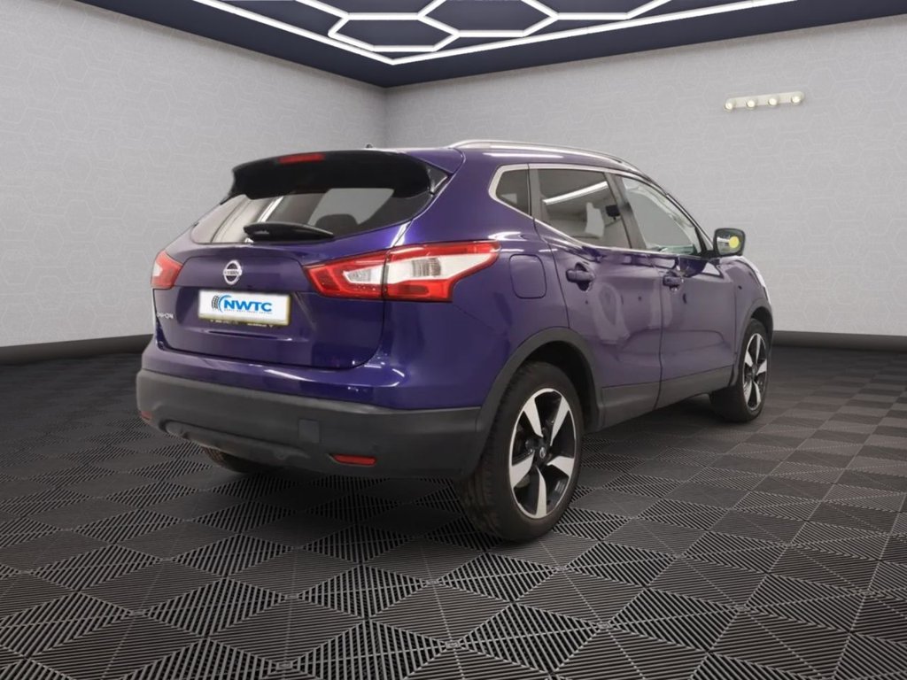 Used Nissan Qashqai 2017 for sale - 76267035: Photo 4