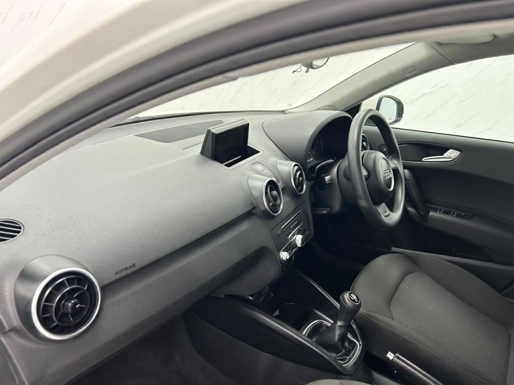 Used Audi A1 2015 for sale - 77792396: Photo 14