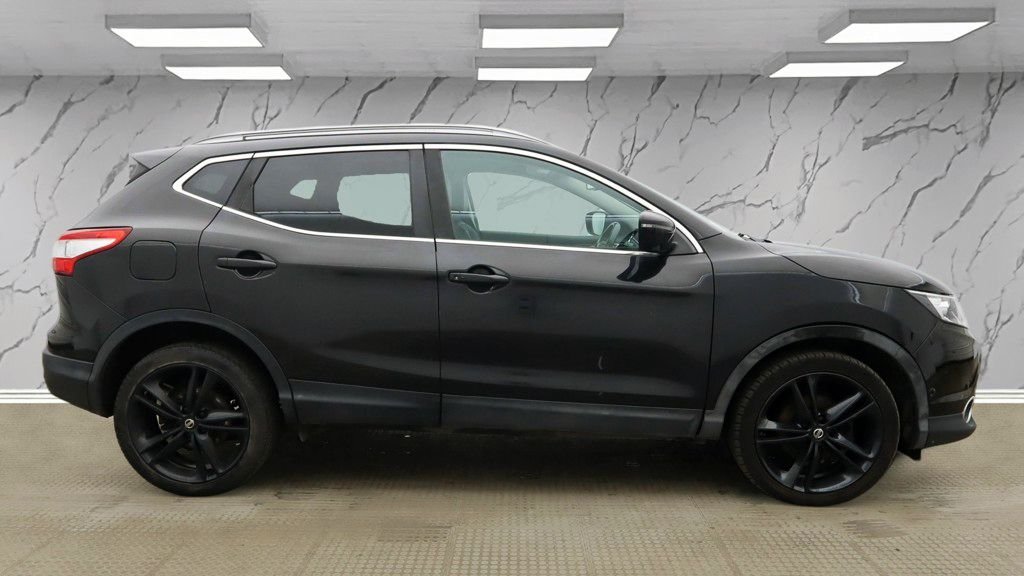 Used Nissan Qashqai 2016 for sale - 77463949: Photo 8