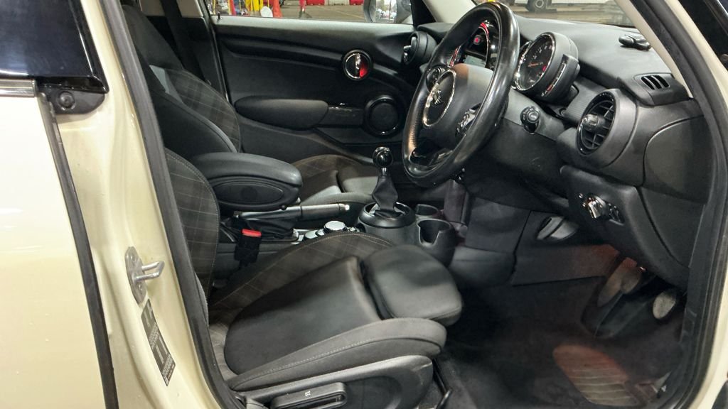 Used MINI Hatch 2018 for sale - 77188821: Photo 11