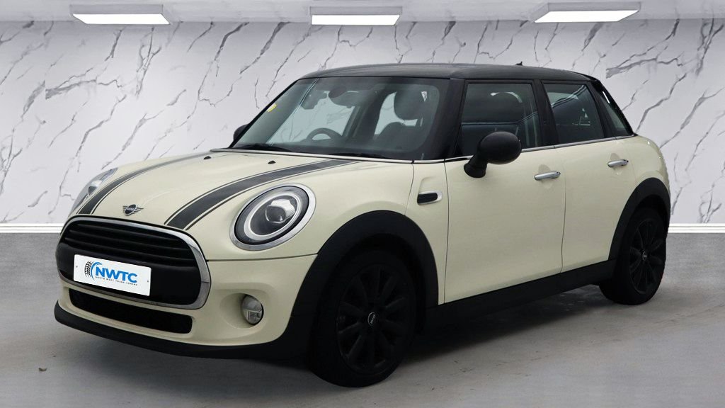Used MINI Hatch 2018 for sale - 77188821: Photo 3