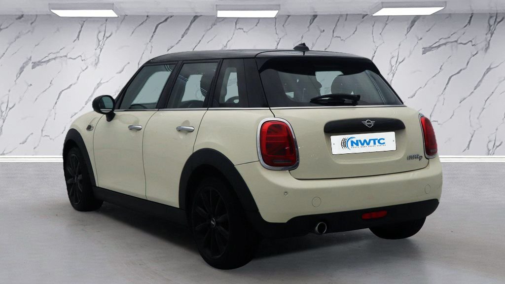 Used MINI Hatch 2018 for sale - 77188821: Photo 4