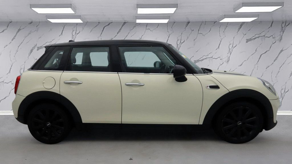 Used MINI Hatch 2018 for sale - 77188821: Photo 6