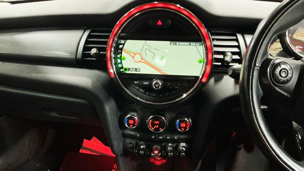 Used MINI Hatch 2018 for sale - 77188821: Photo 9