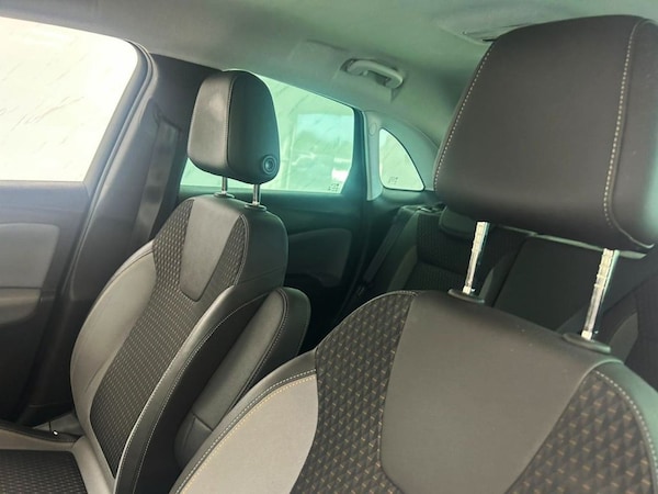 Used Vauxhall Crossland X 2017 for sale - 75171288: Photo 11