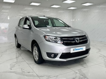 Used Dacia Sandero 2016 for sale - 76029138: Photo 2