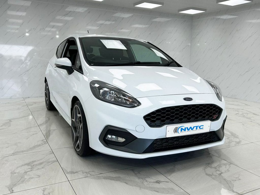 Used Ford Fiesta 2019 for sale - 76267040: Photo 2