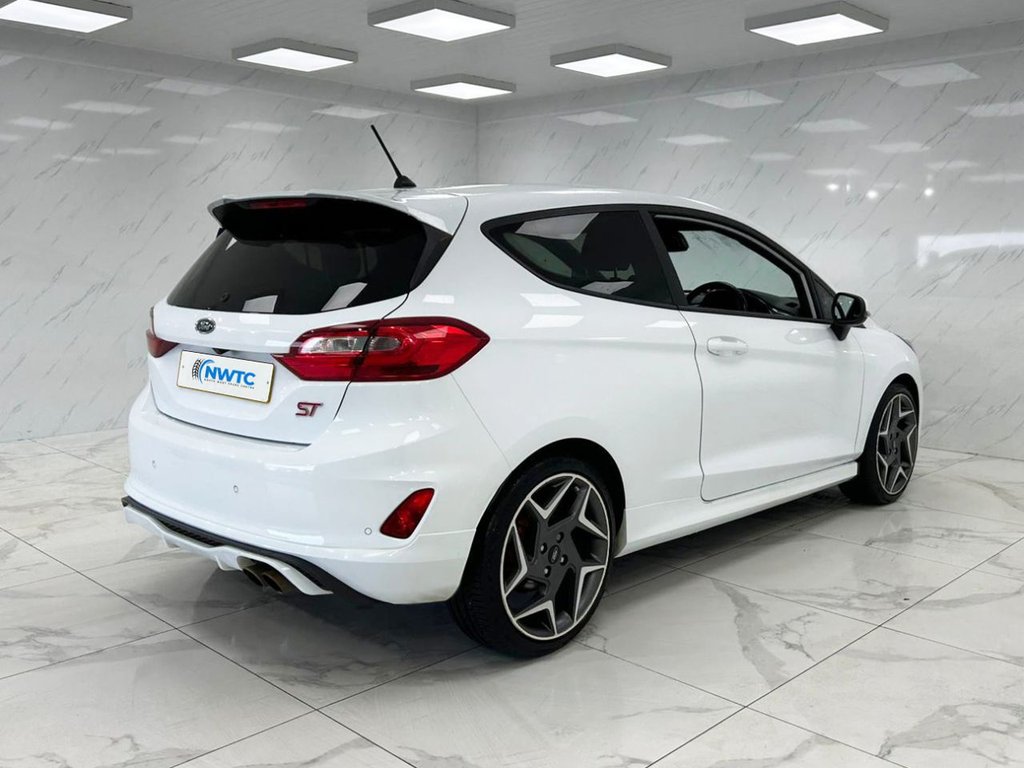 Used Ford Fiesta 2019 for sale - 76267040: Photo 9