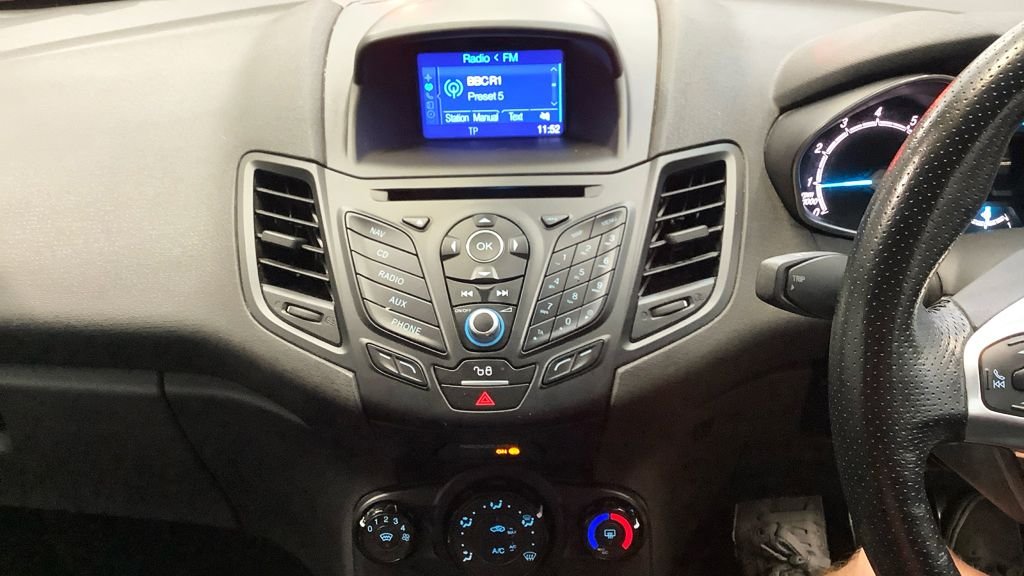 Used Ford Fiesta 2017 for sale - 76417362: Photo 8