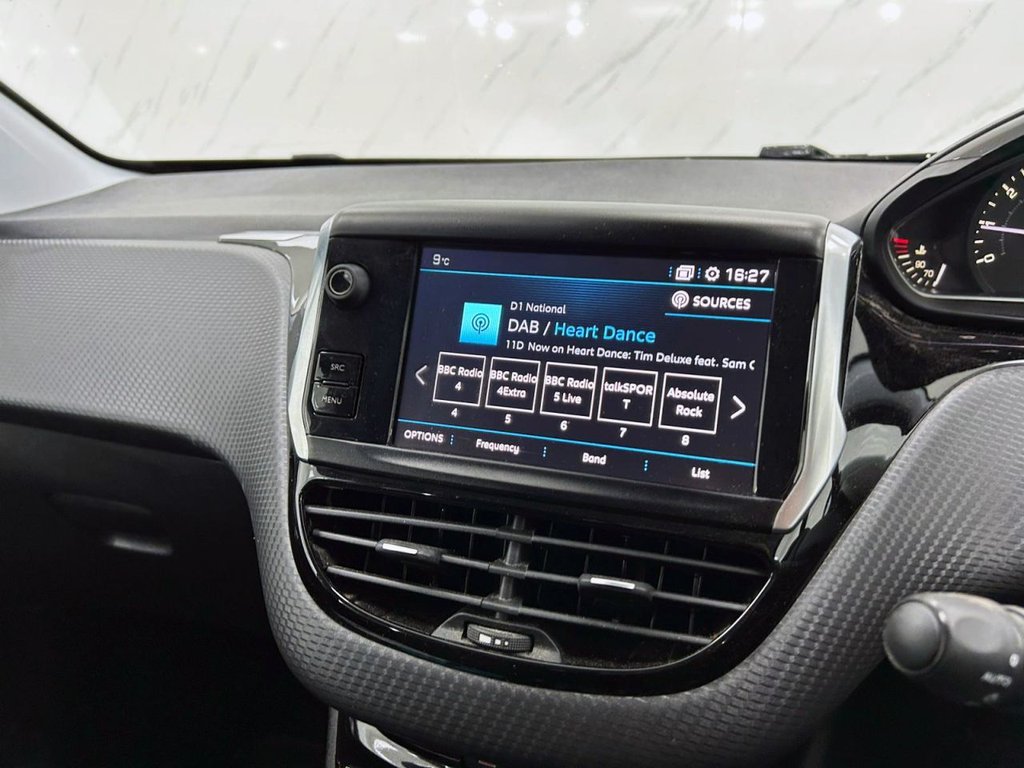 Used Peugeot 208 2019 for sale - 76386533: Photo 14