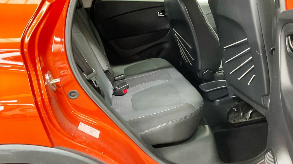 Used Renault Captur 2016 for sale - 76711052: Photo 12