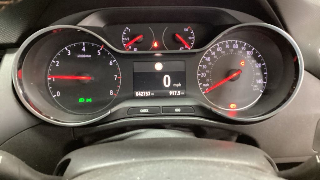 Used Vauxhall Crossland X 2020 for sale - 76356859: Photo 9