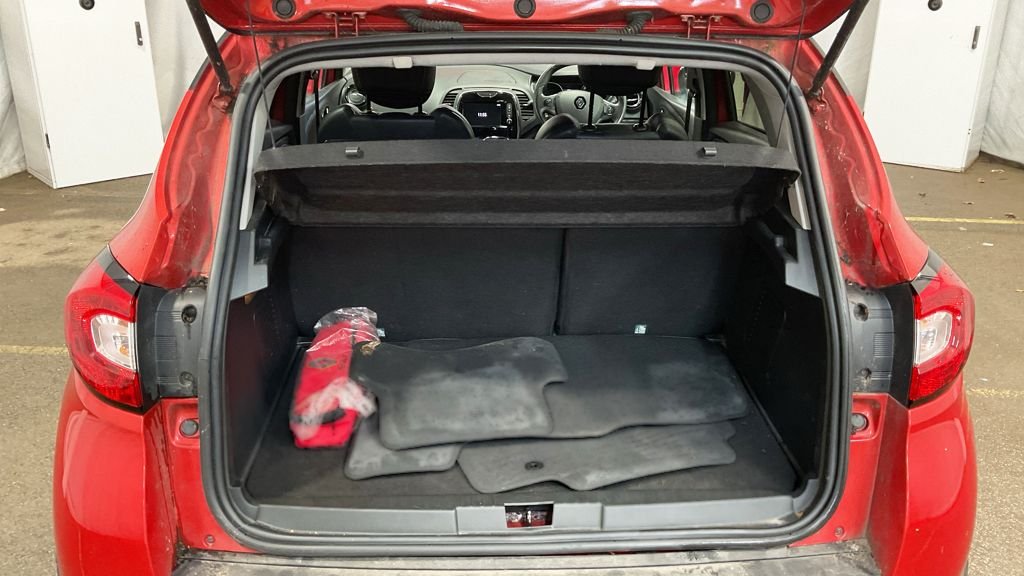 Used Renault Captur 2016 for sale - 76923911: Photo 12