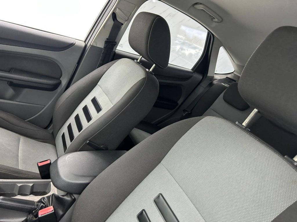 Used Ford Focus 2008 for sale - 76547032: Photo 12