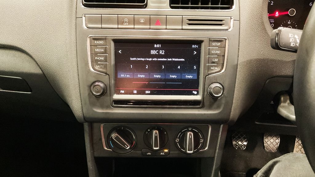 Used Volkswagen Polo 2014 for sale - 77263799: Photo 9