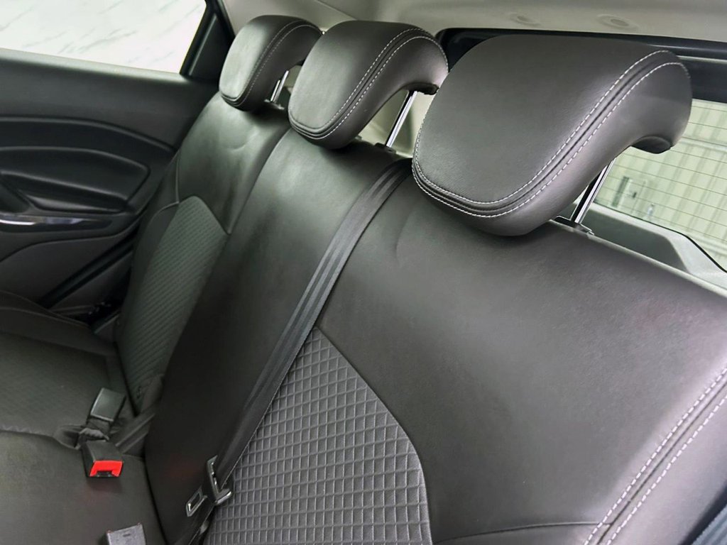 Used Ford Ecosport 2015 for sale - 76105400: Photo 18