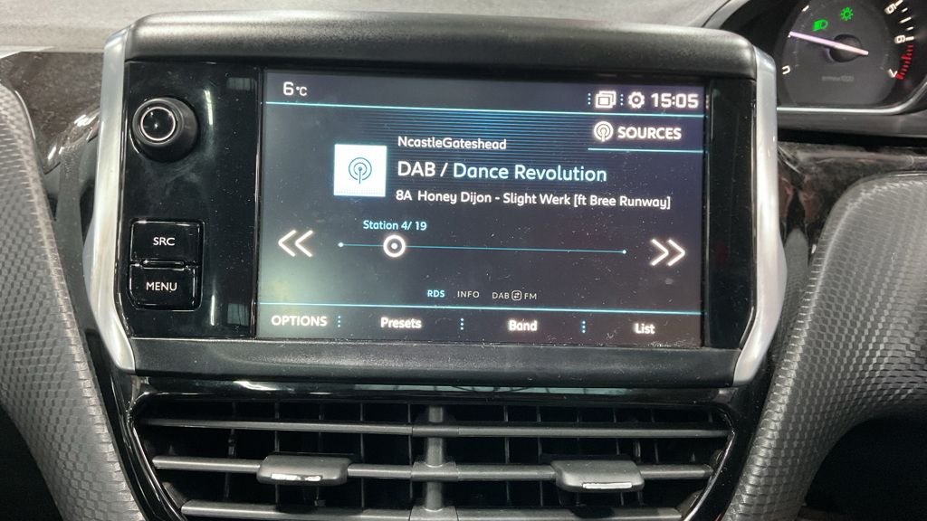 Used Peugeot 2008 2018 for sale - 77464149: Photo 12