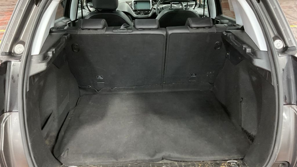 Used Peugeot 2008 2018 for sale - 77464149: Photo 16