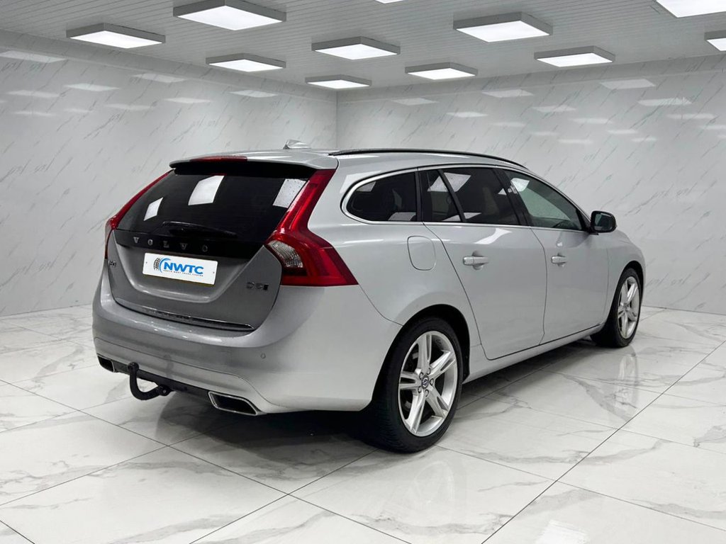 Used Volvo V60 2016 for sale - 77463676: Photo 12