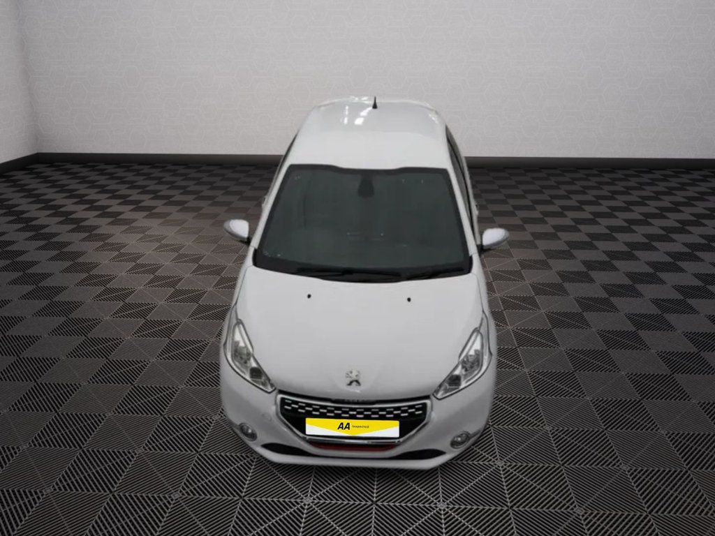 Used Peugeot 208 2014 for sale - 76386179: Photo 2