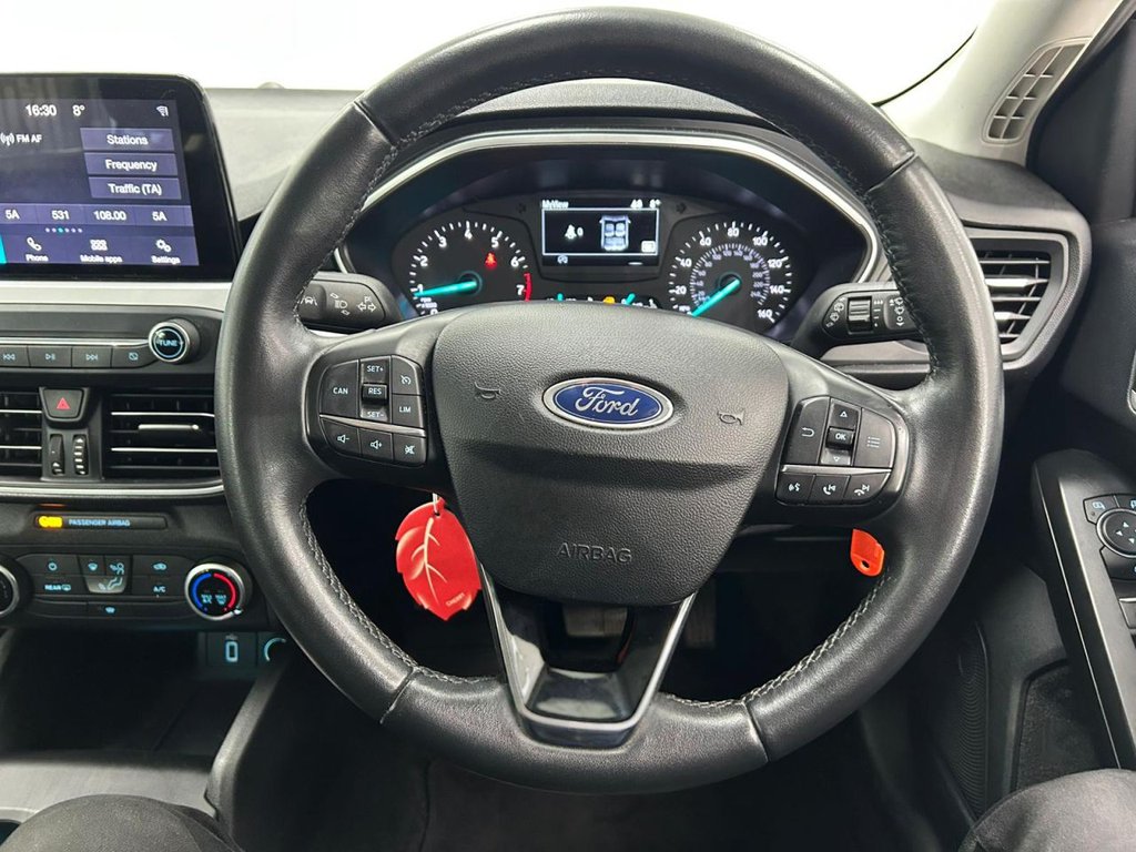 Used Ford Focus 2020 for sale - 76469790: Photo 5