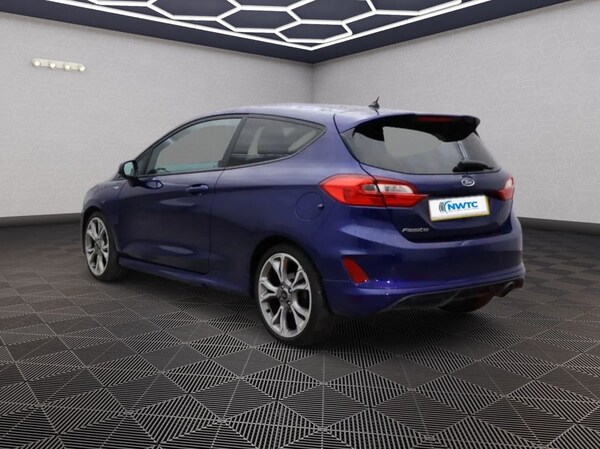 Used Ford Fiesta 2018 for sale - 76223531: Photo 4