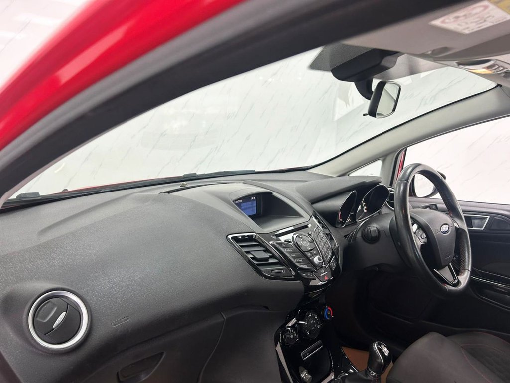 Used Ford Fiesta 2016 for sale - 76029044: Photo 13