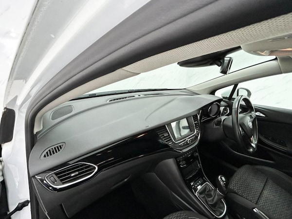Used Vauxhall Astra 2018 for sale - 74746404: Photo 14