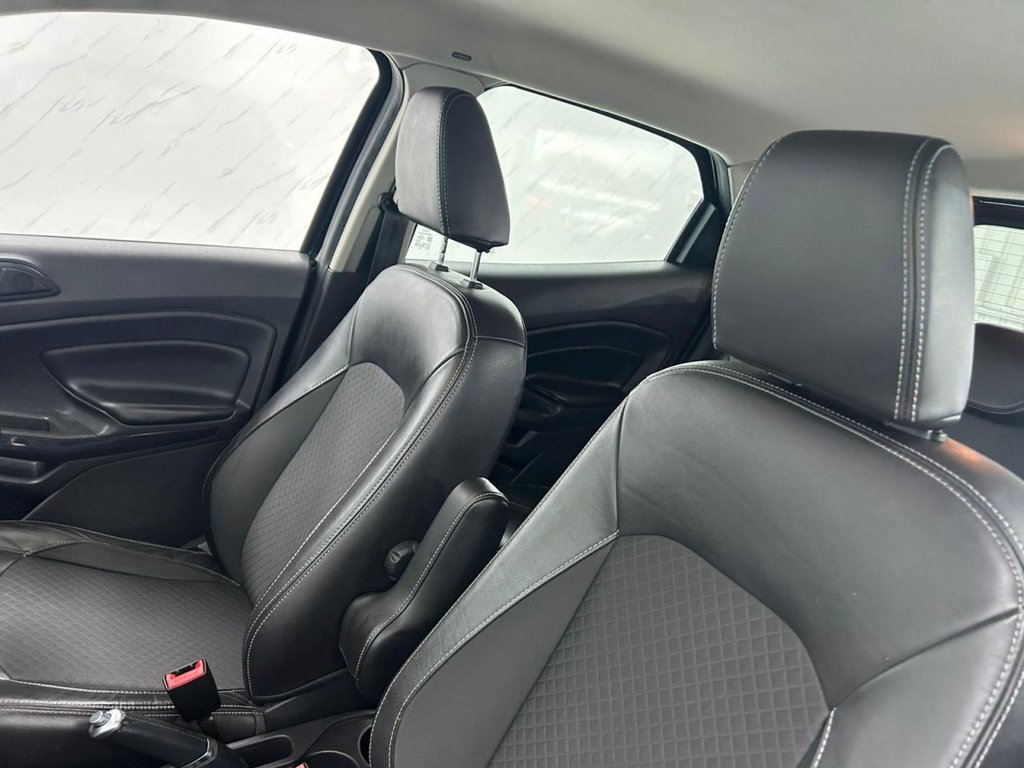 Used Ford Ecosport 2016 for sale - 76520372: Photo 12