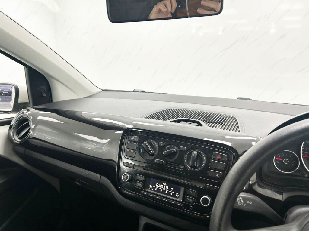 Used Volkswagen up! 2012 for sale - 77936227: Photo 14