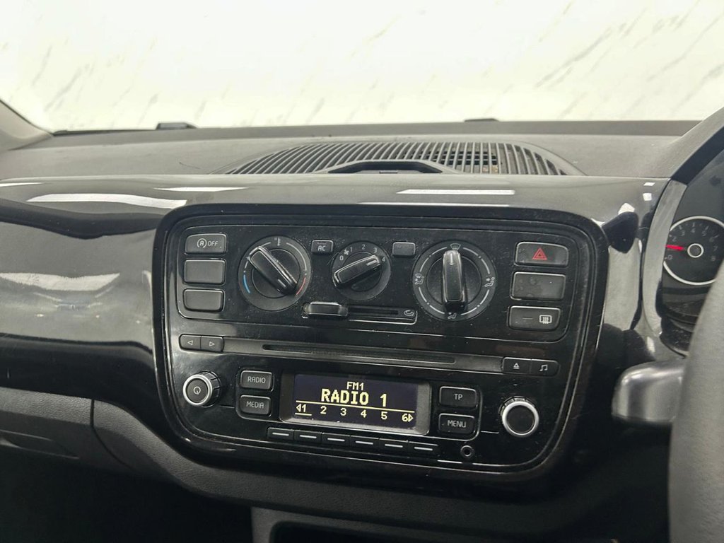 Used Volkswagen up! 2012 for sale - 77936227: Photo 15