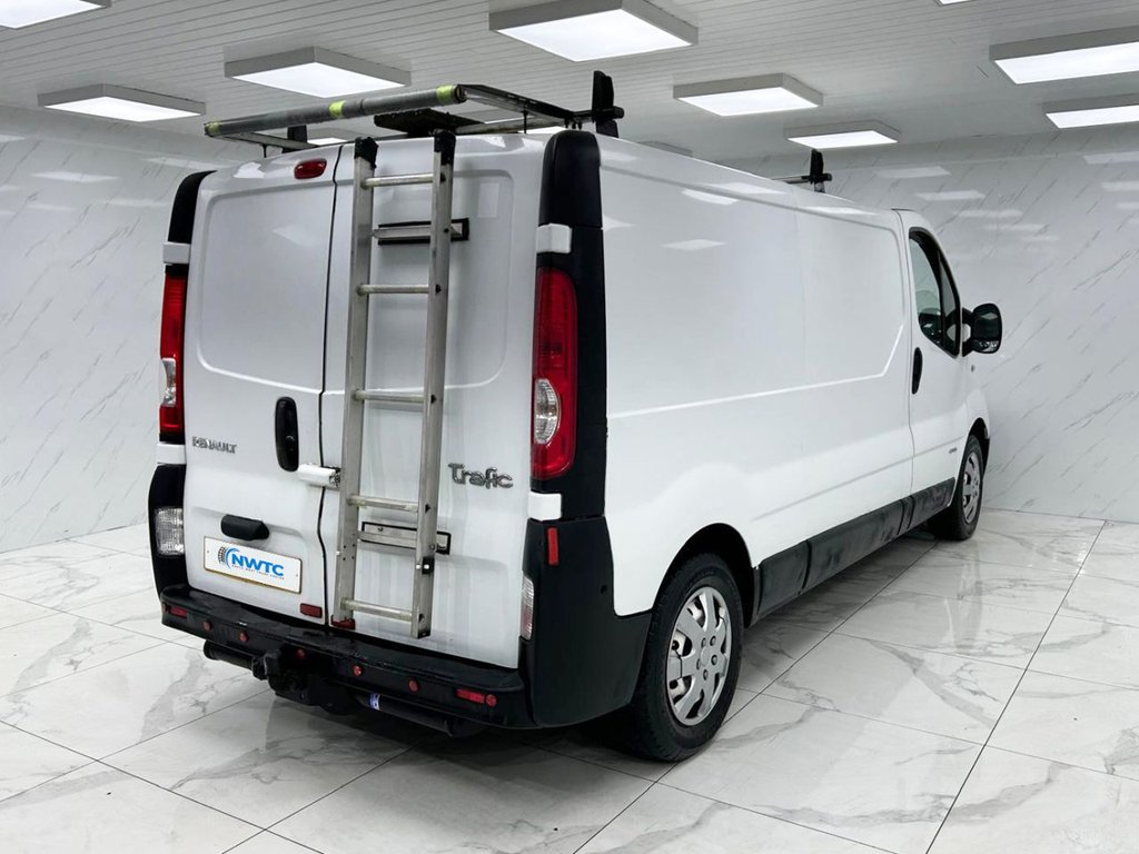 Used Renault Trafic 2014 for sale - 77172132: Photo 10