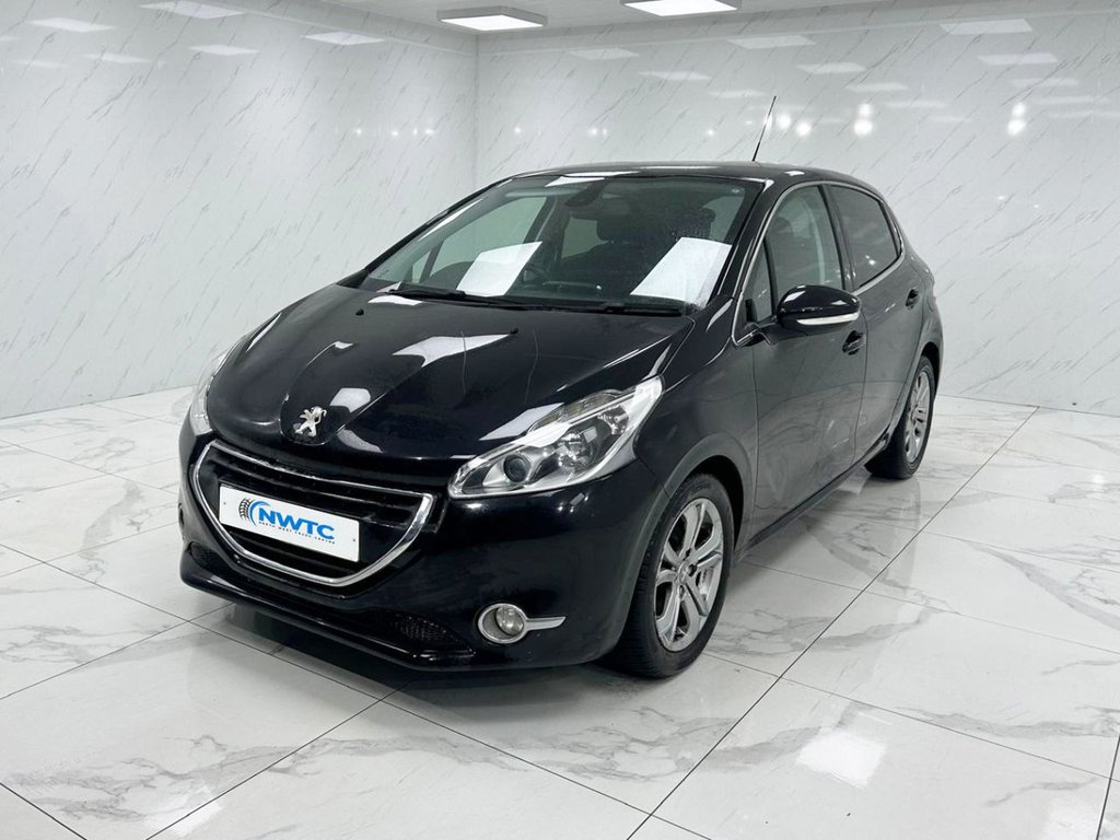 Used Peugeot 208 2015 for sale - 77608418: Photo 5