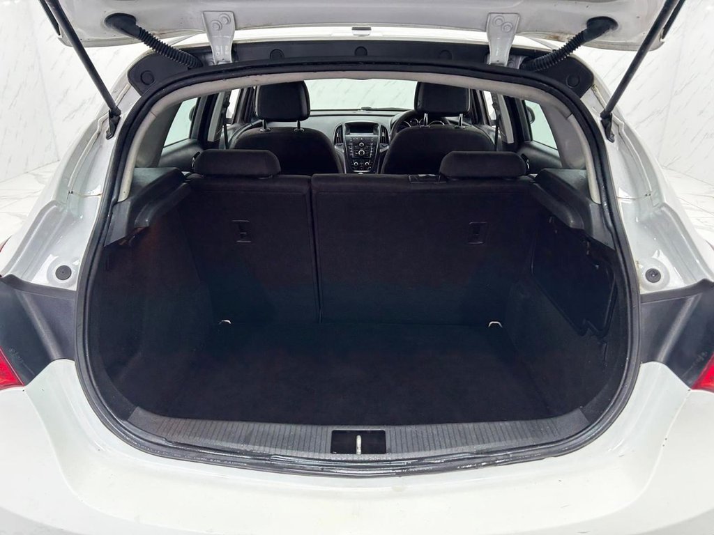 Used Vauxhall Astra 2015 for sale - 77507002: Photo 16