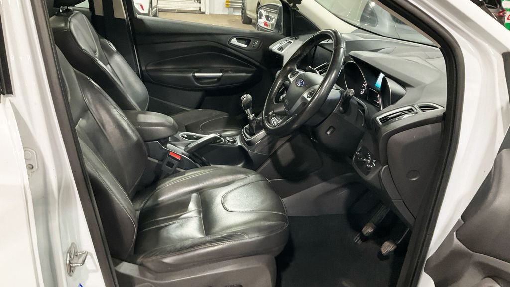 Used Ford Kuga 2016 for sale - 76740535: Photo 9