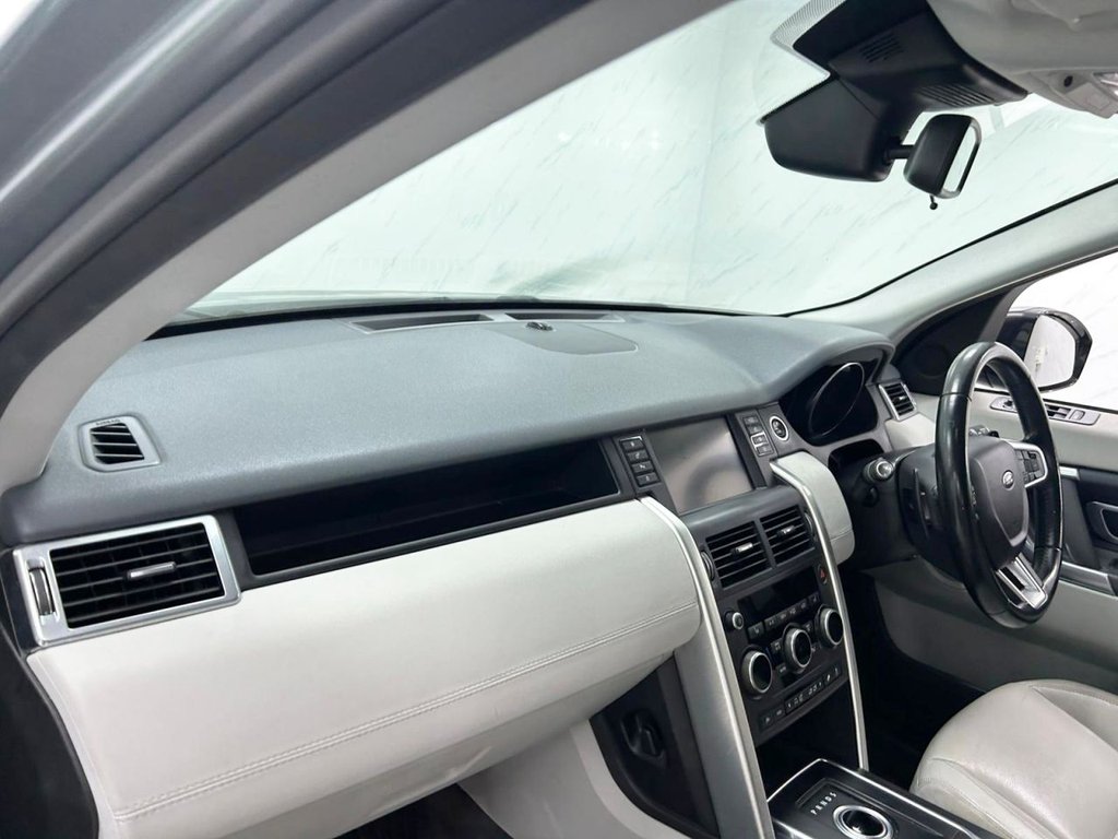 Used Land Rover Discovery Sport 2016 for sale - 76617194: Photo 13