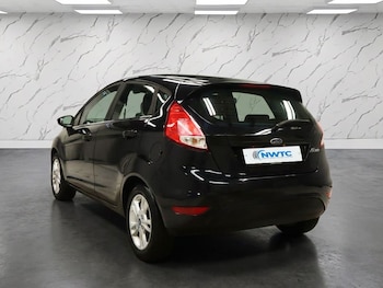 Used Ford Fiesta 2015 for sale - 77275969: Photo
