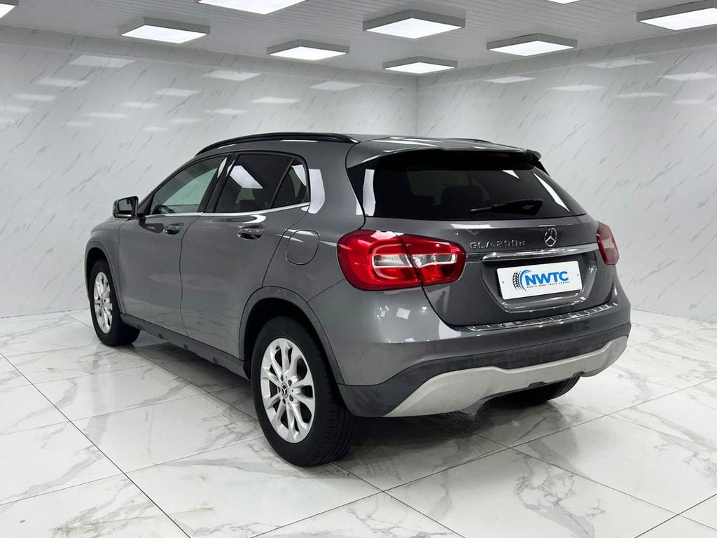 Used Mercedes-Benz GLA 2018 for sale - 77020448: Photo 9