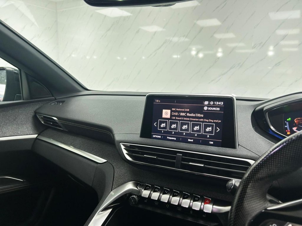 Used Peugeot 3008 2018 for sale - 76417401: Photo 16