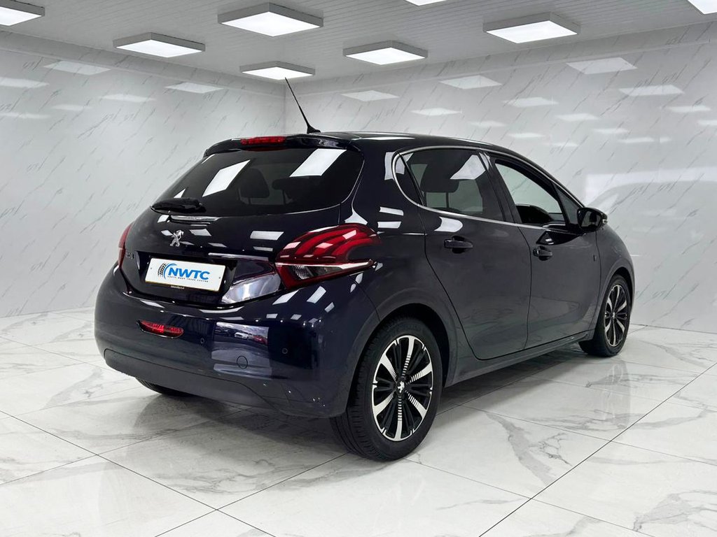 Used Peugeot 208 2019 for sale - 77100957: Photo 10