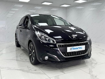 Used Peugeot 208 2019 for sale - 77100957: Photo