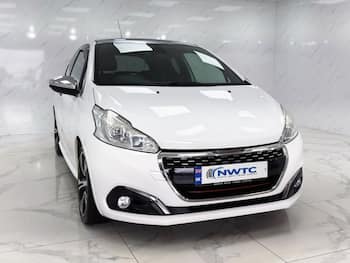 Used Peugeot 208 2015 for sale - 79818069: Photo