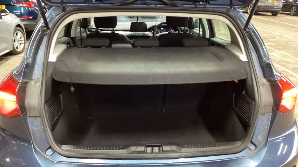 Used Ford Focus 2020 for sale - 77263808: Photo 13