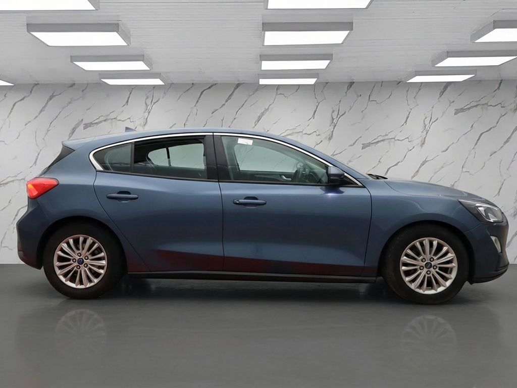 Used Ford Focus 2020 for sale - 77263808: Photo 6