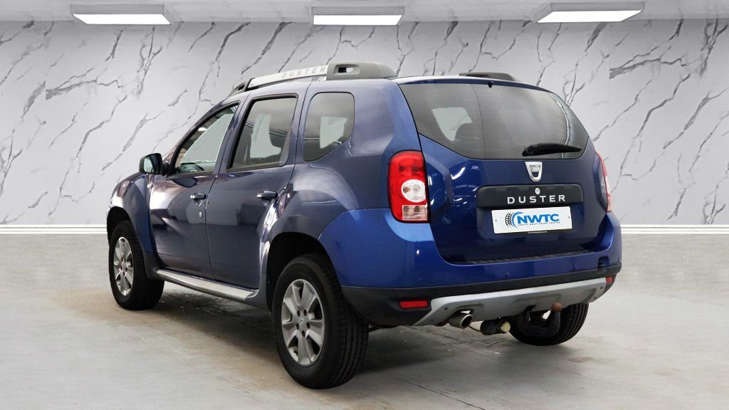 Used Dacia Duster 2015 for sale - 76768701: Photo 4