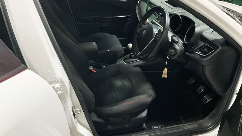 Used Alfa Romeo Giulietta 2016 for sale - 77172163: Photo 11