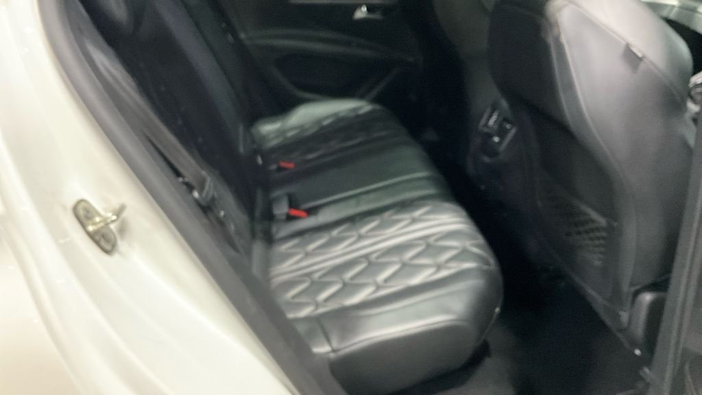 Used Peugeot 3008 2018 for sale - 76740359: Photo 11